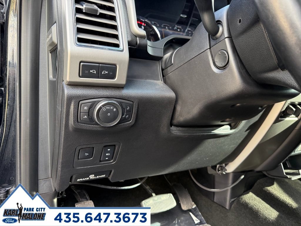 Used 2017 Ford F350 Lariat w/ Lariat Ultimate Package AWD/4WD image 18