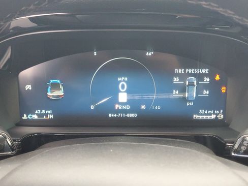 New 2026 Lincoln Corsair Premiere image 16