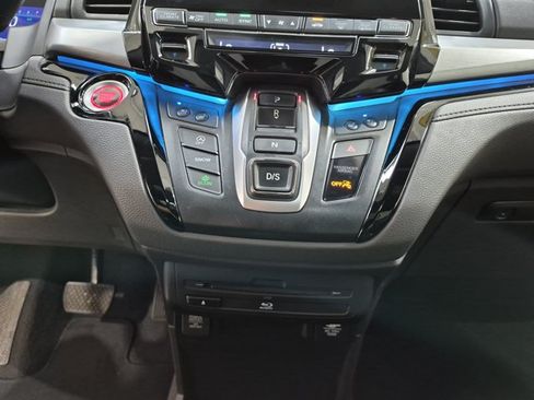 Used 2019 Honda Odyssey Elite image 24