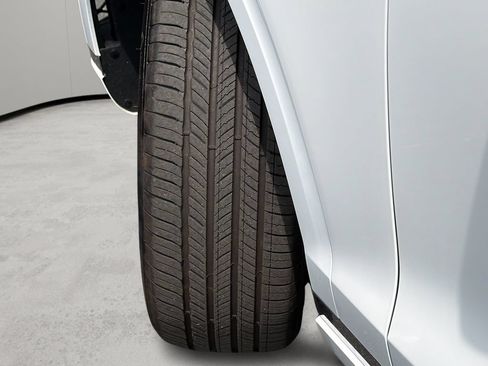 Certified 2026 Genesis GV70 2.5T AWD/4WD image 45