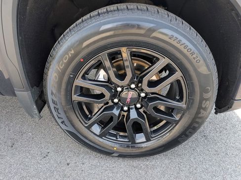 Used 2023 GMC Sierra 1500 Elevation AWD/4WD image 12