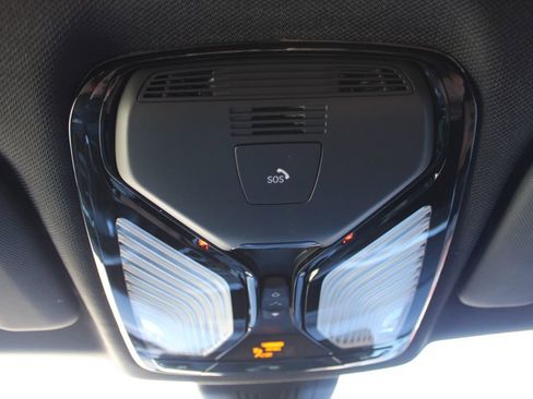 Used 2022 BMW X5 xDrive40i w/ Premium Package image 54