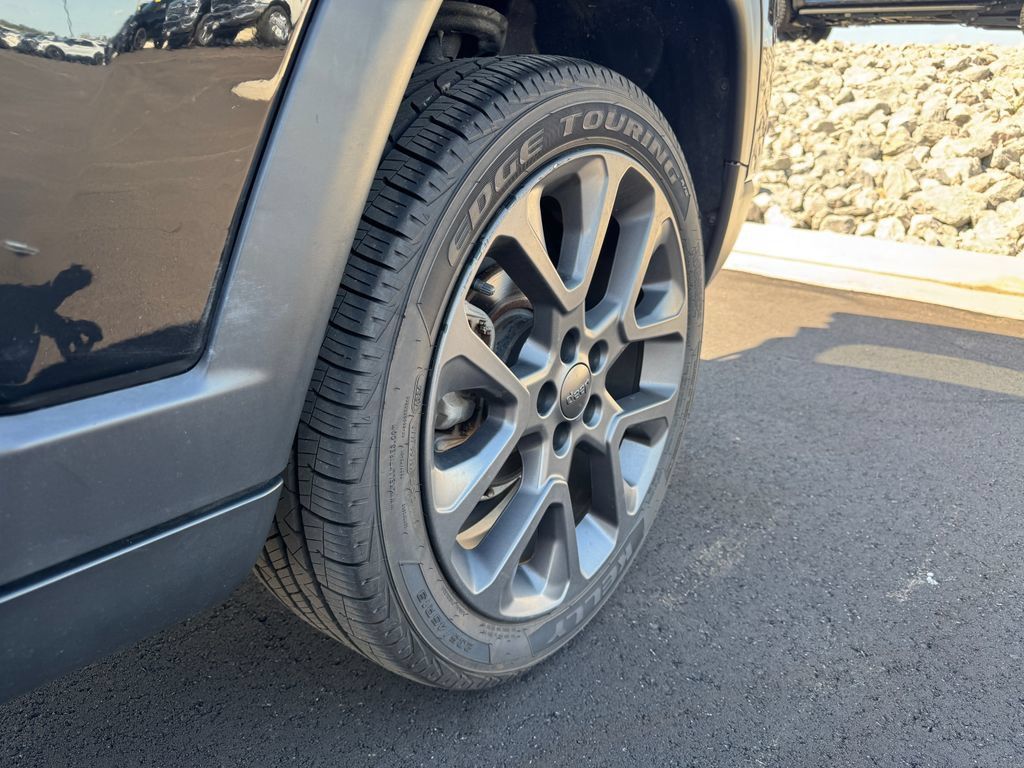 Used 2021 Jeep Compass Latitude AWD/4WD image 13