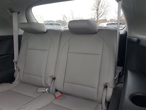 Certified 2017 Acura MDX SH-AWD image 16