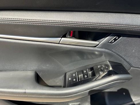 Used 2024 MAZDA MAZDA3 s FWD image 12