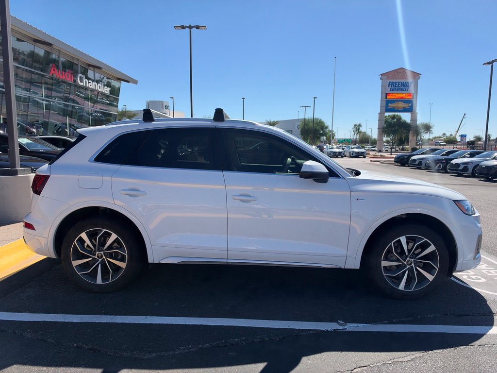 Used 2023 Audi Q5 2.0T Premium Plus AWD/4WD image 3