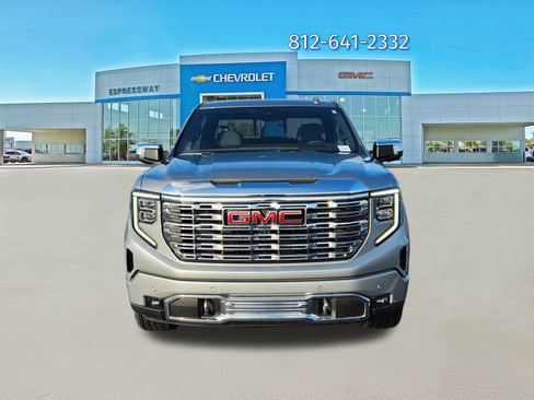 Used 2024 GMC Sierra 1500 Denali image 2