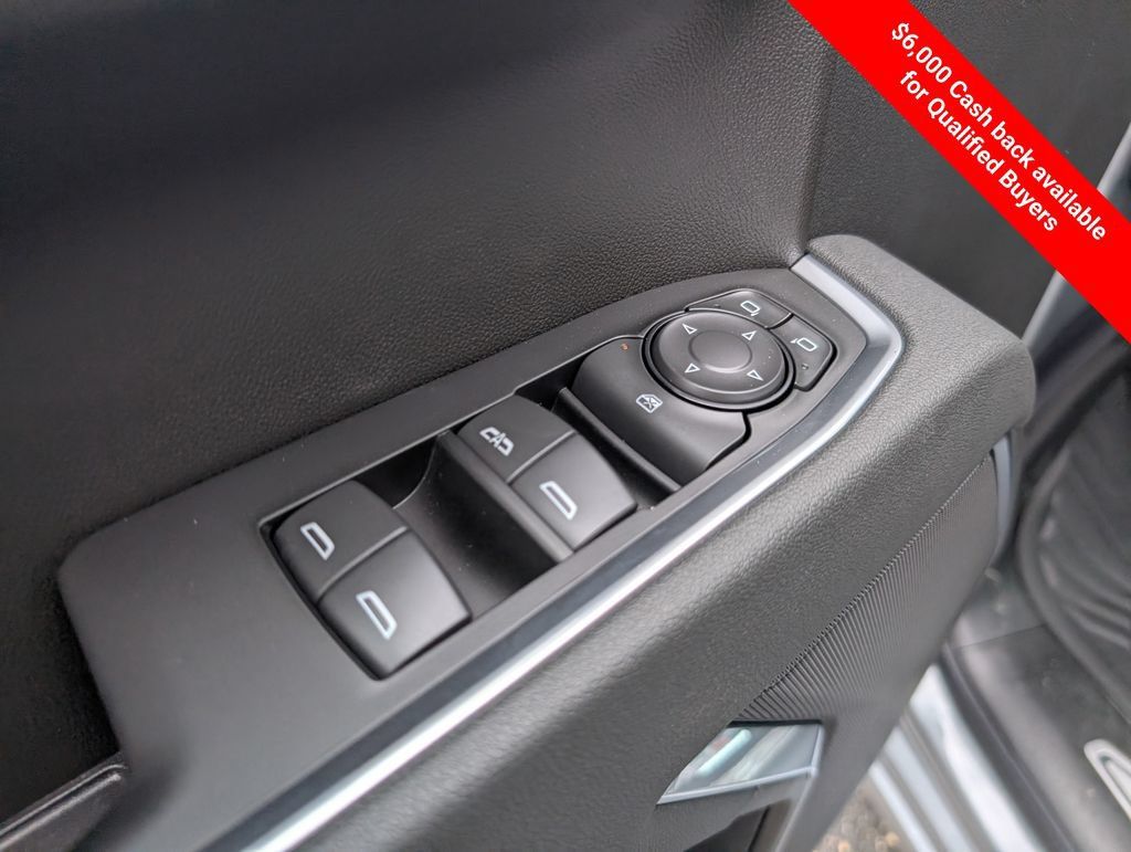 New 2026 Chevrolet Silverado 1500 LT w/ Z71 Off-Road Package AWD/4WD image 13