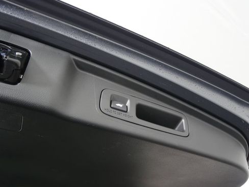 Used 2024 Honda CR-V EX-L image 18