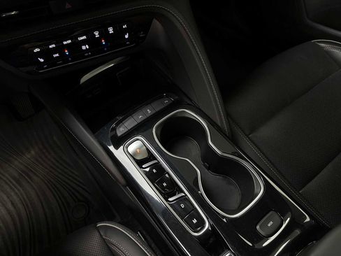 Used 2021 Buick Envision Essence w/ Sport Touring Package image 26