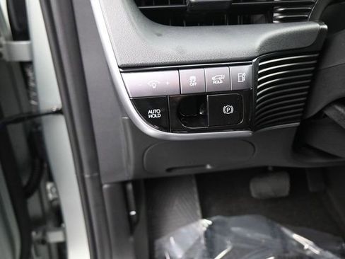New 2026 Hyundai Ioniq 5 SEL AWD/4WD image 16