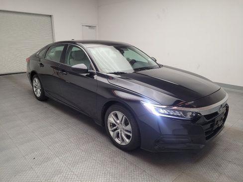 Used 2018 Honda Accord LX image 13