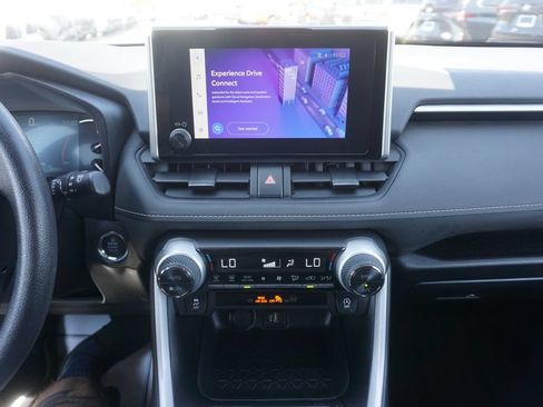 Certified 2025 Toyota RAV4 XLE AWD/4WD image 10