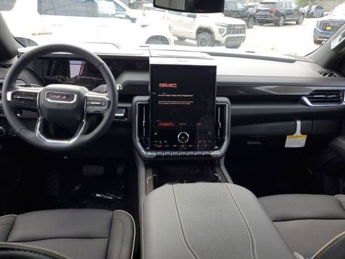 New 2026 GMC Yukon XL Elevation image 12