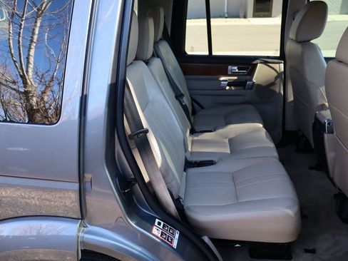 Used 2015 Land Rover LR4 HSE image 22