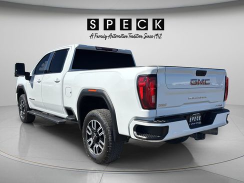 Used 2022 GMC Sierra 2500 AT4 w/ Gooseneck/5TH Wheel Package AWD/4WD image 3