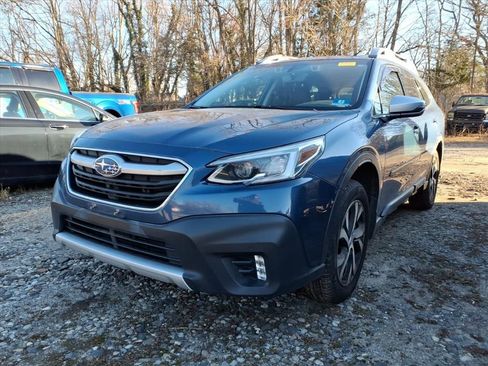 Used 2020 Subaru Outback Touring image 3