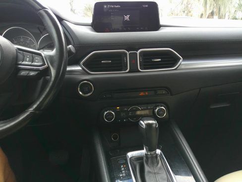 Used 2018 MAZDA CX-5 Touring image 15