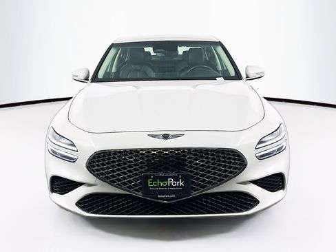 Used 2025 Genesis G70 2.5T image 2