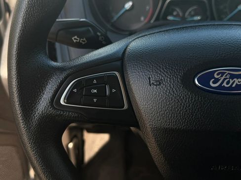 Used 2016 Ford Focus S FWD image 17