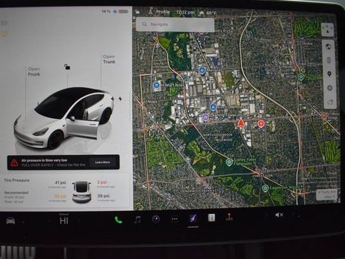 Used 2023 Tesla Model 3 Performance image 21