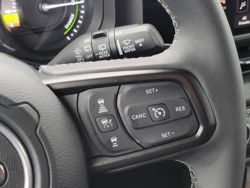 Used 2025 Jeep Wrangler Unlimited Sport S 4xe AWD/4WD image 12
