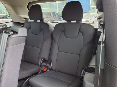 New 2026 Volvo XC90 B5 Core AWD/4WD image 17