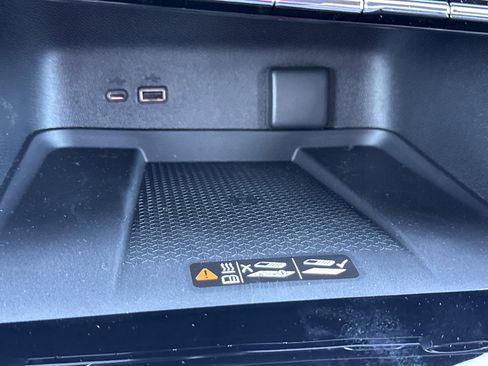 New 2026 Chevrolet Traverse LT w/ Sun and Wheel Package FWD image 64