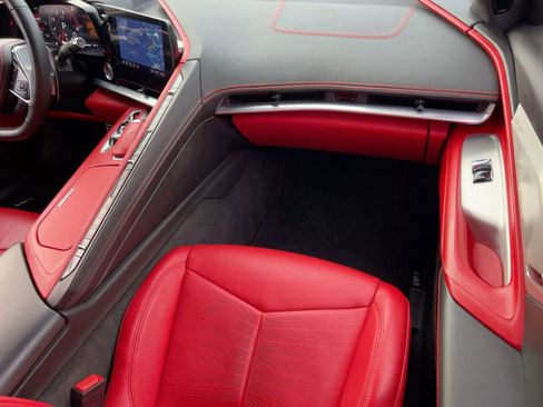 Certified 2022 Chevrolet Corvette Stingray Premium Cpe w/ Z51 Performance Package image 29