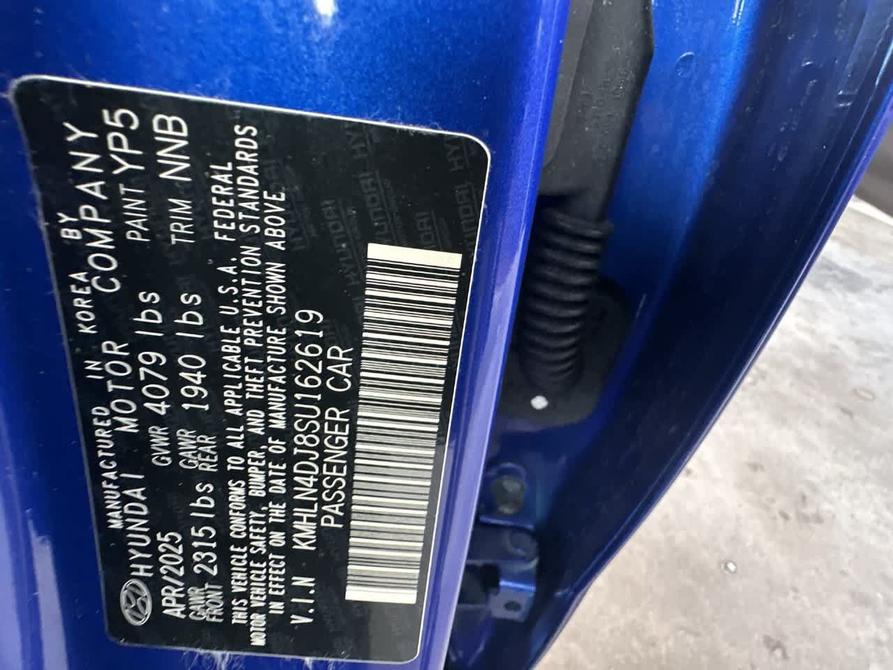 Used 2025 Hyundai Elantra Limited FWD image 29