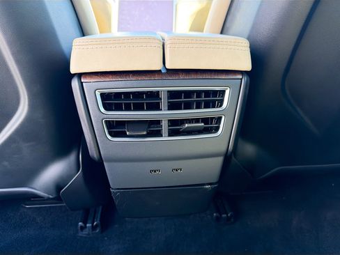 Used 2016 Tesla Model S 90D image 20