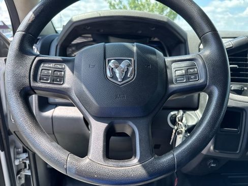 Used 2014 RAM 5500 Tradesman w/ Power & Remote Entry Group image 25