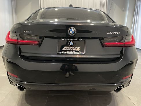 Certified 2023 BMW 330i xDrive Sedan w/ Premium Package AWD/4WD image 5