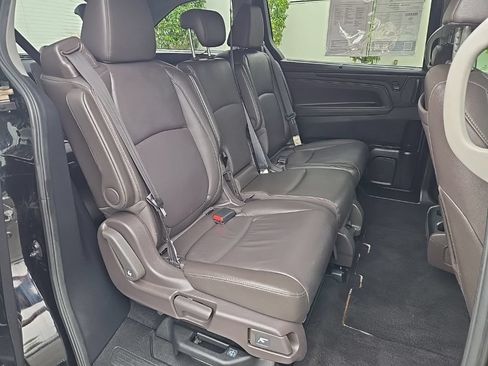 Used 2019 Honda Odyssey Elite image 32