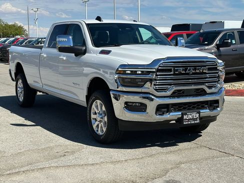 New 2026 RAM 2500 Laramie w/ Towing Technology Group AWD/4WD image 10