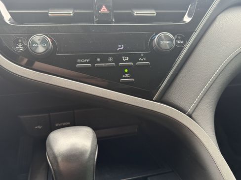 Certified 2022 Toyota Camry SE image 27