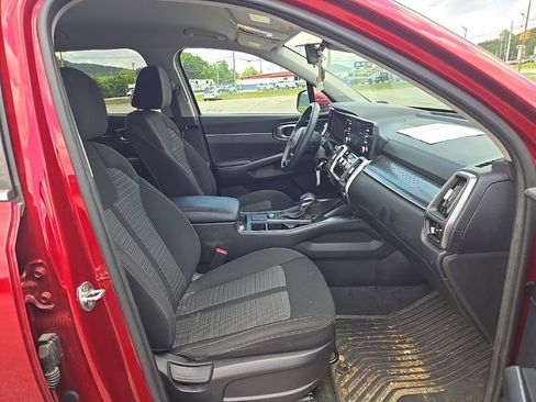 Used 2022 Kia Sorento LX FWD image 21