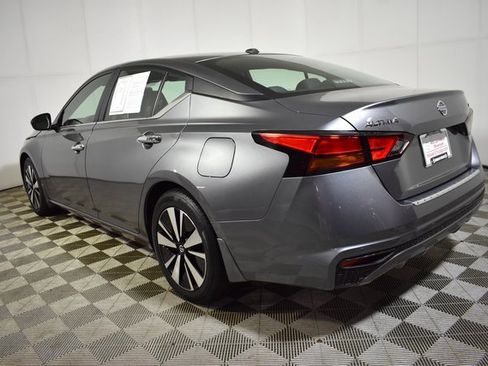 Used 2022 Nissan Altima 2.5 SV image 6