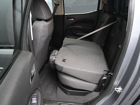 Used 2022 Chevrolet Colorado LT w/ LT Convenience Package image 30