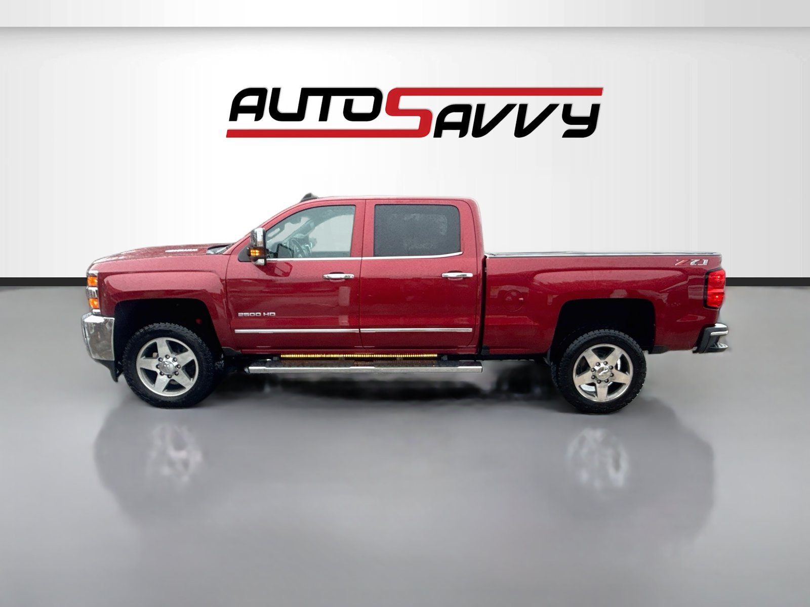 Used 2019 Chevrolet Silverado 2500 LTZ w/ Duramax Plus Package AWD/4WD image 4