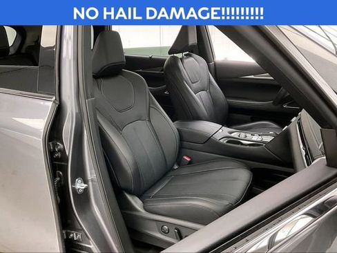 Certified 2025 INFINITI QX60 Luxe w/ Vision Package AWD/4WD image 7