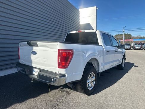 Used 2022 Ford F150 XLT w/ Equipment Group 301A Mid image 3