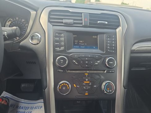 Used 2017 Ford Fusion S FWD image 23