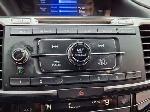 Used 2017 Honda Accord LX image 6