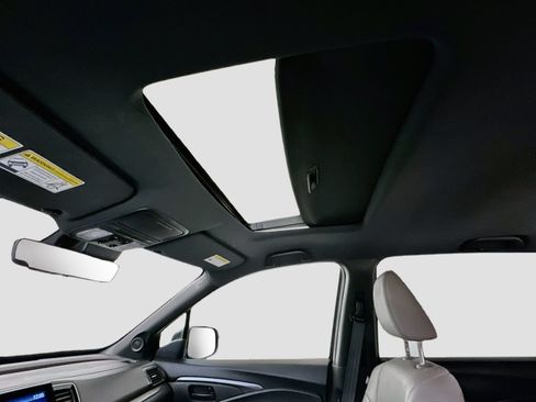 Used 2023 Honda Passport EX-L image 26