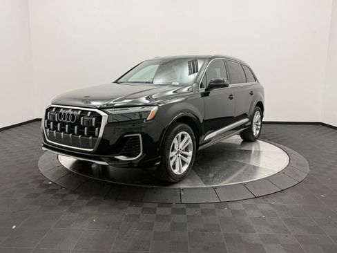 Used 2025 Audi Q7 3.0T Premium Plus image 3