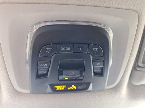 Used 2026 Toyota Corolla Cross XLE w/ Convenience Package FWD image 13