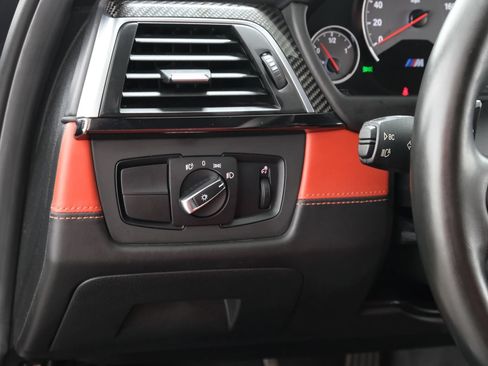 Used 2016 BMW M3 RWD image 30