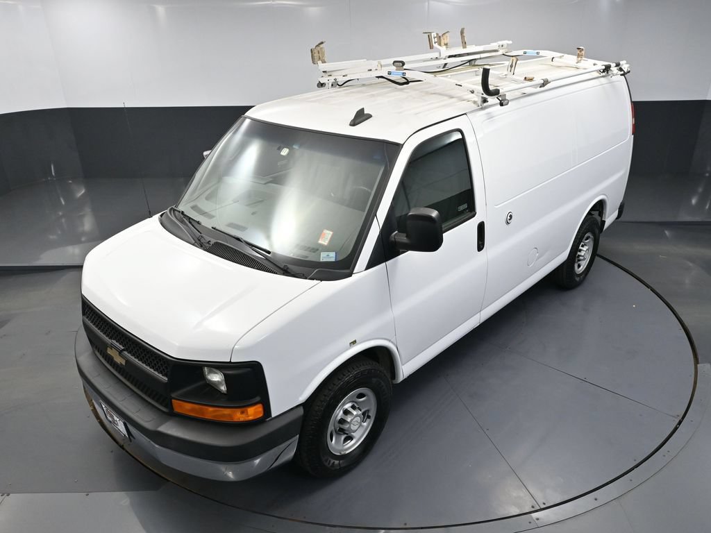 Used 2016 Chevrolet Express 2500 RWD image 42