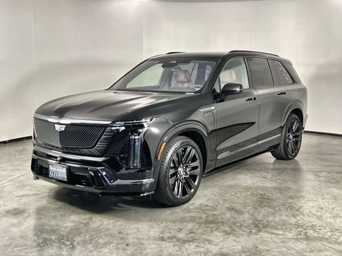 Used 2026 Cadillac Vistiq Platinum AWD/4WD image 4